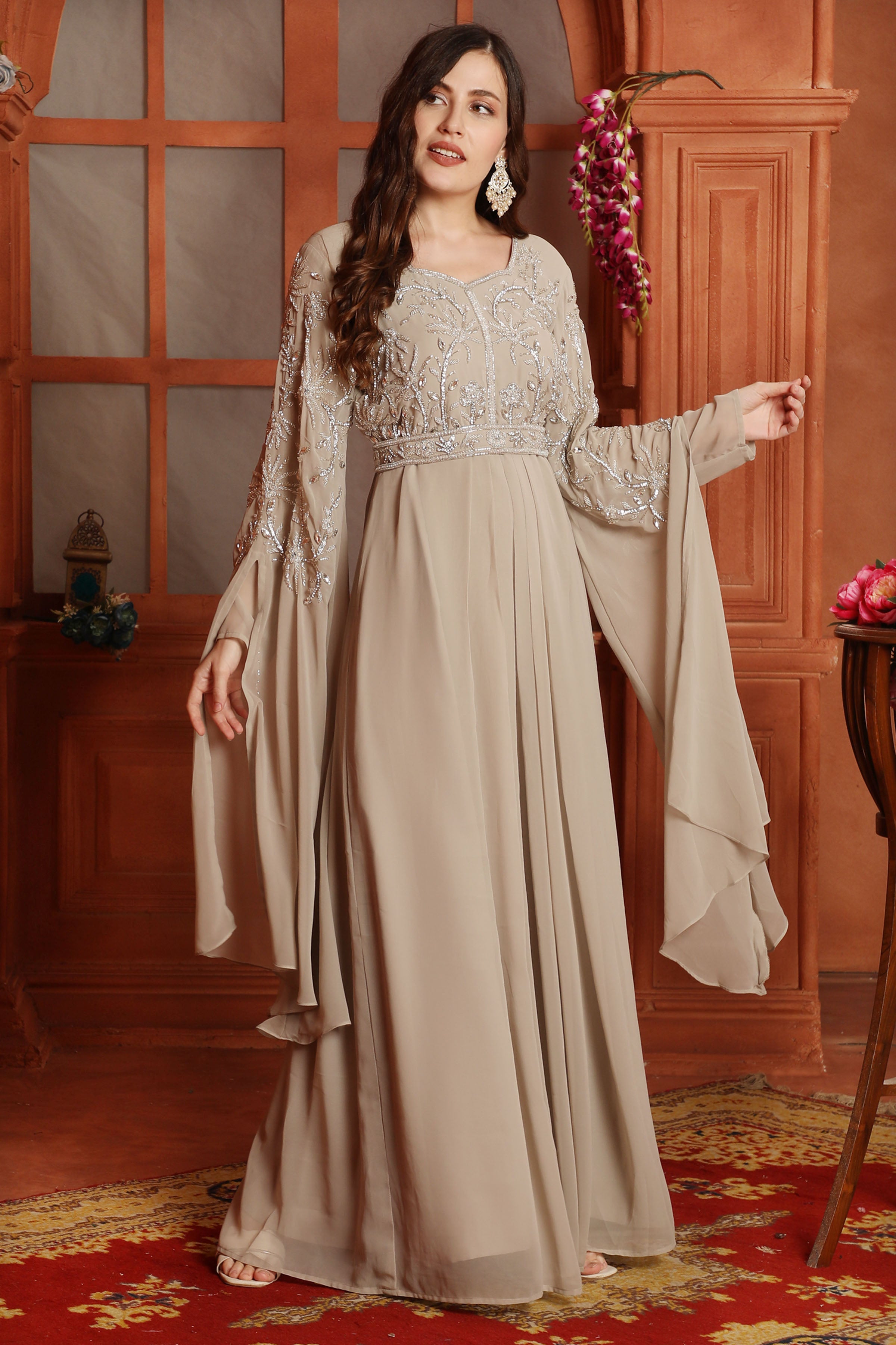 empire waist temple dress Silver Crystal Embellished Empire-Waist in Beige *MATERIAL Made in Nepal sorella Size:10