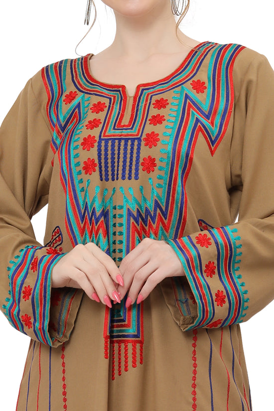 Charger l&amp;#39;image dans la galerie, Traditional Caftan In Multicolor Embroidery Gown
