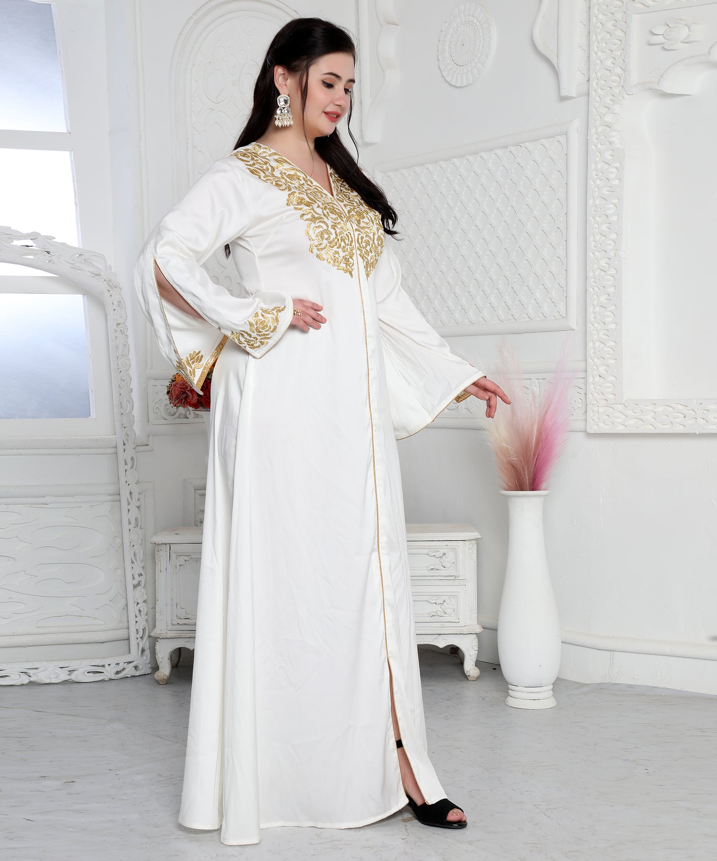 Royal Kaftan Dress In White With Gold Threadwork Embroidery Royal Kaftan Dress In White With Gold Threadwork Embroidery