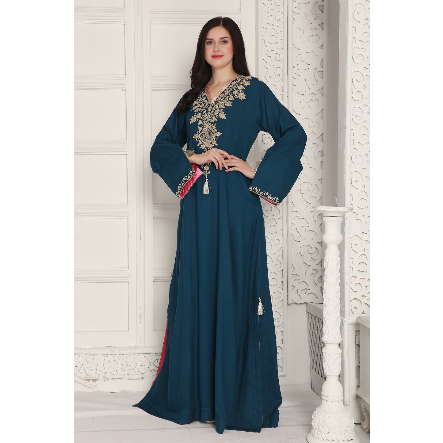Peacock Blue Arabic Style Kaftan Farasha 5XL / 54 Inches / Matching Embroidered Scarf (24 X 71 Inches) Peacock Blue Arabic Style Kaftan Farasha 5XL / 54 Inches / Matching Embroidered Scarf (24 X 71 Inches)