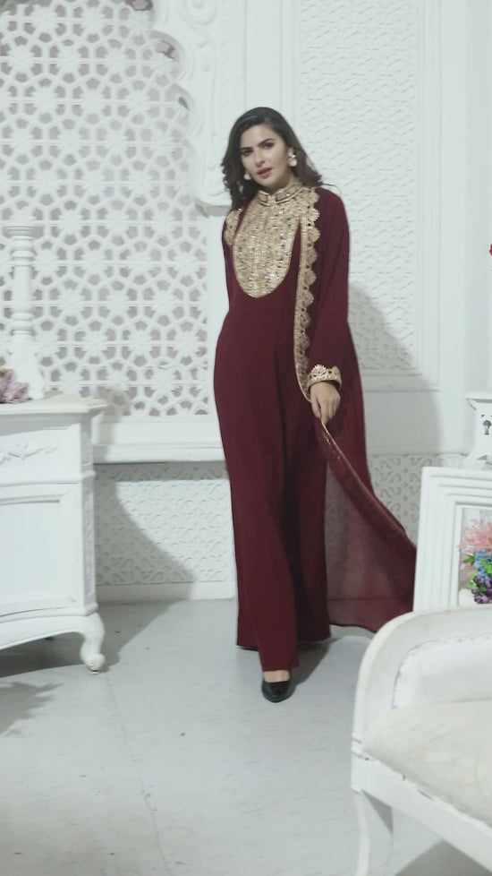 Charger et lire la vidéo dans la visionneuse de la Galerie, Designer Bridal Wear with Handwork Eid Party Gown
