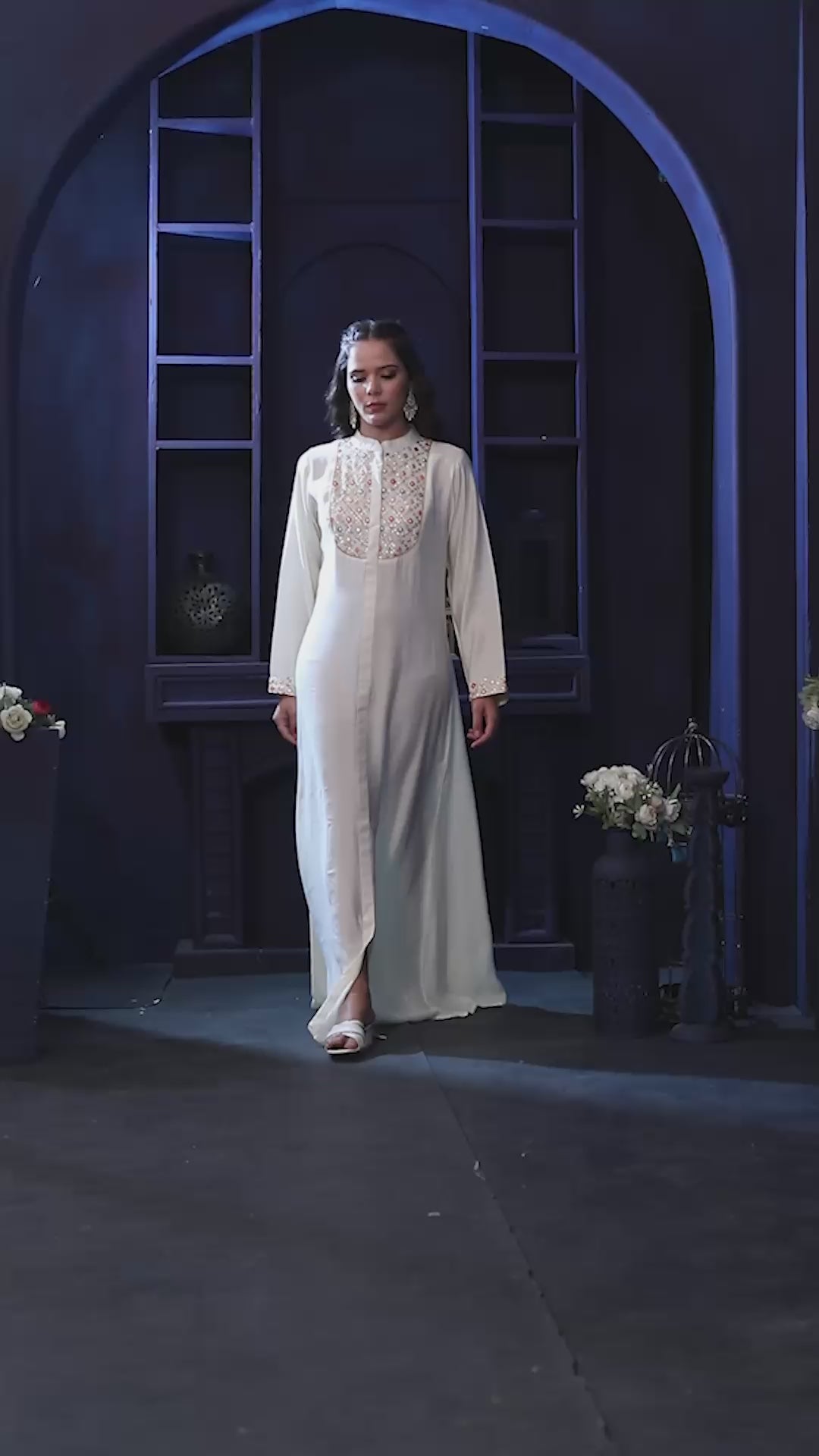 Designer Jalabiya in Ivory with Mirror Finish Embroidery